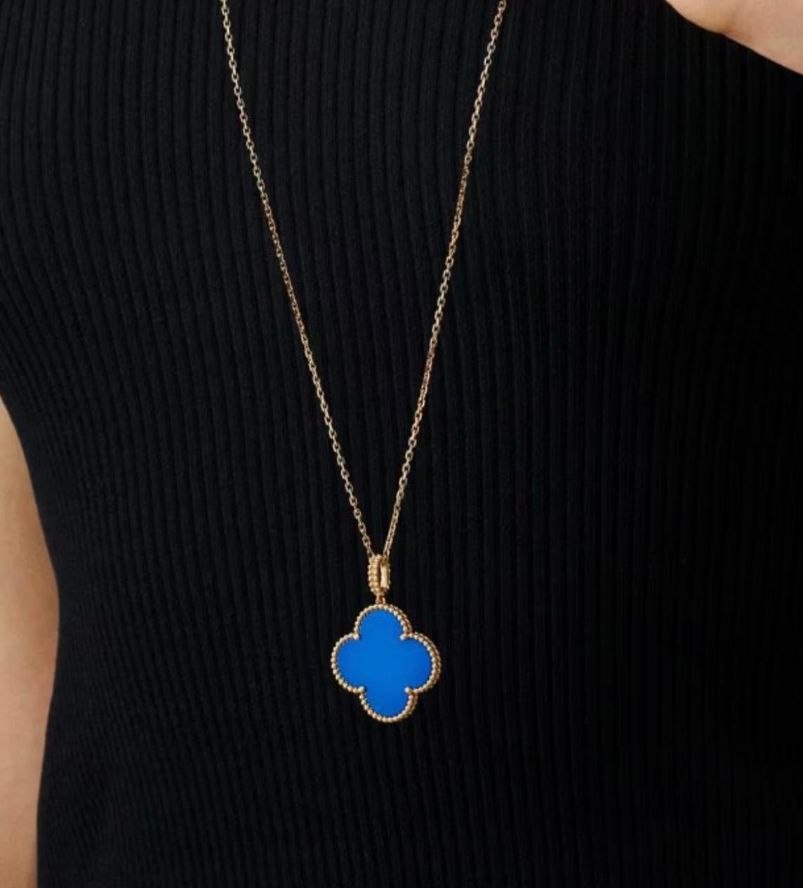 Van Cleef & Arpels Magic Alhambra Blue Agate long necklace For Sale 1
