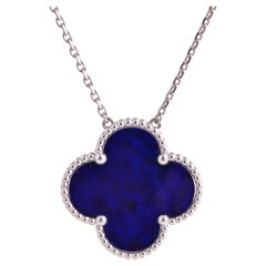 Van Cleef & Arpels Collier Magic Alhambra Bleu Sèvres Porcelaine Or Blanc