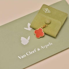 Van Cleef & Arpels Magic Alhambra Coral Pendant 18K Yellow Gold