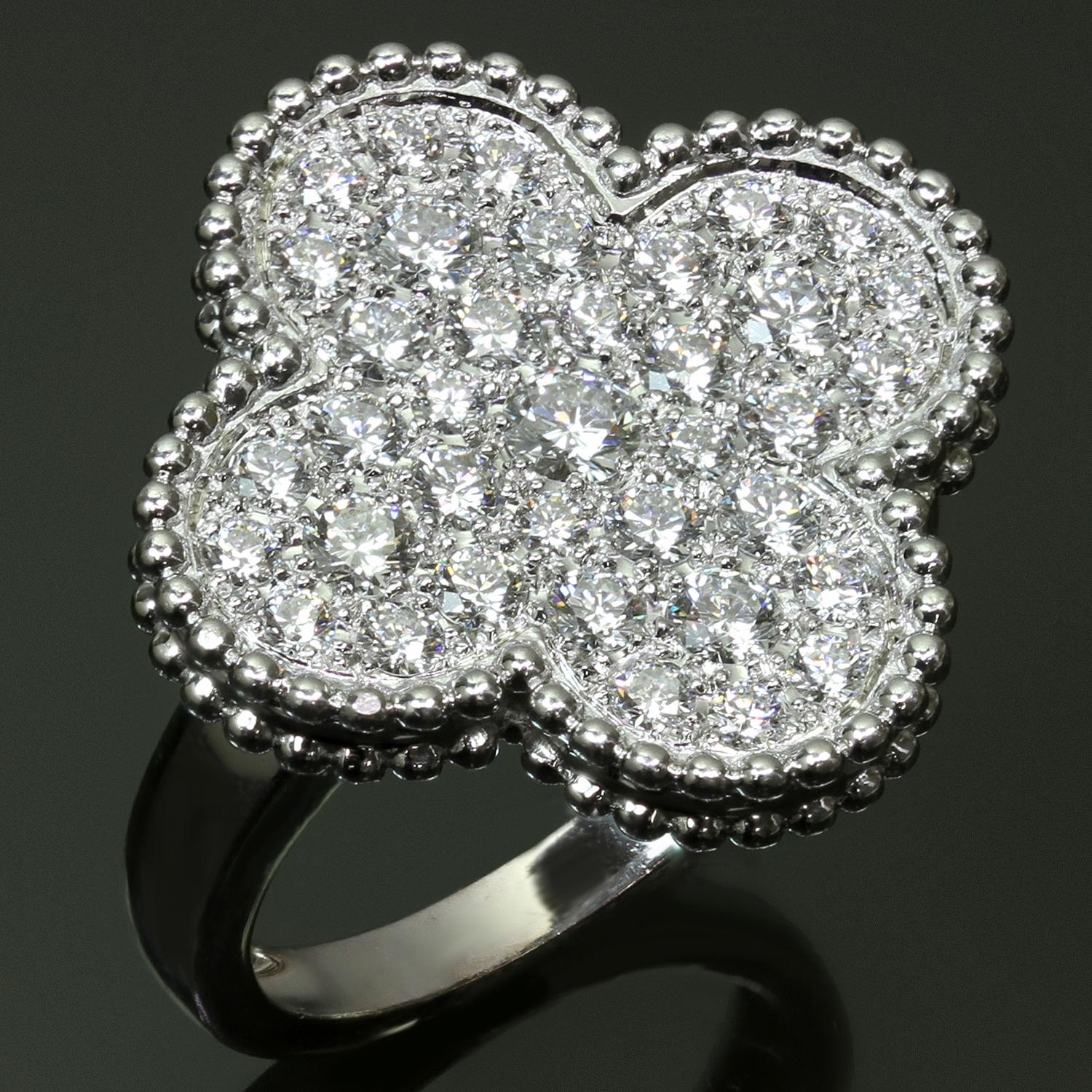 VAN CLEEF & ARPELS Magic Alhambra Diamantring aus 18 Karat Weißgold 51 (Brillantschliff)