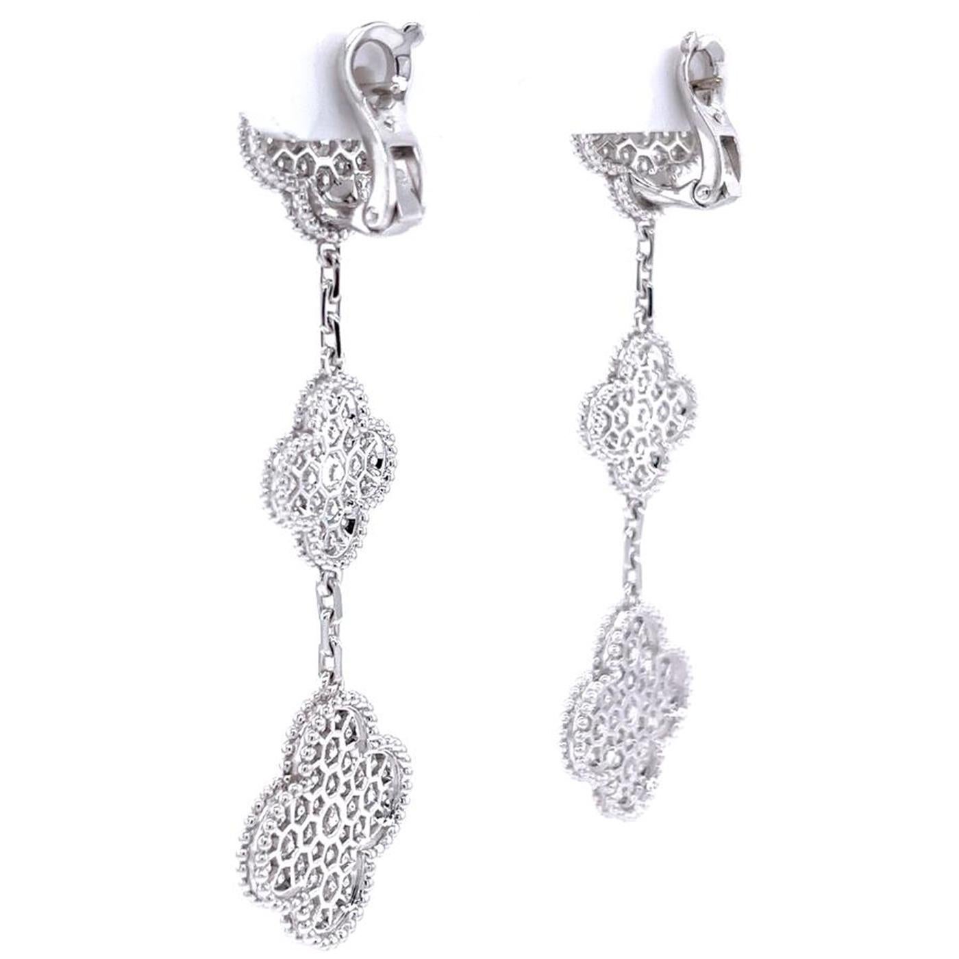Van Cleef & Arpels Magic Alhambra Ohrringe 158 Diamanten mit 3 Motiven aus 18 Karat Weißgold Damen