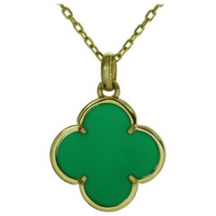 Van Cleef & Arpels Magic Alhambra Green Chalcedony Yellow Gold Pendant Necklace