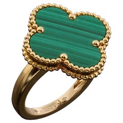 Van Cleef & Arpels Magic Alhambra Green Malachite 18K Yellow Gold Ring Van Cleef & Arpels Magic Alhambra Green Malachite 18K Yellow Gold Ring