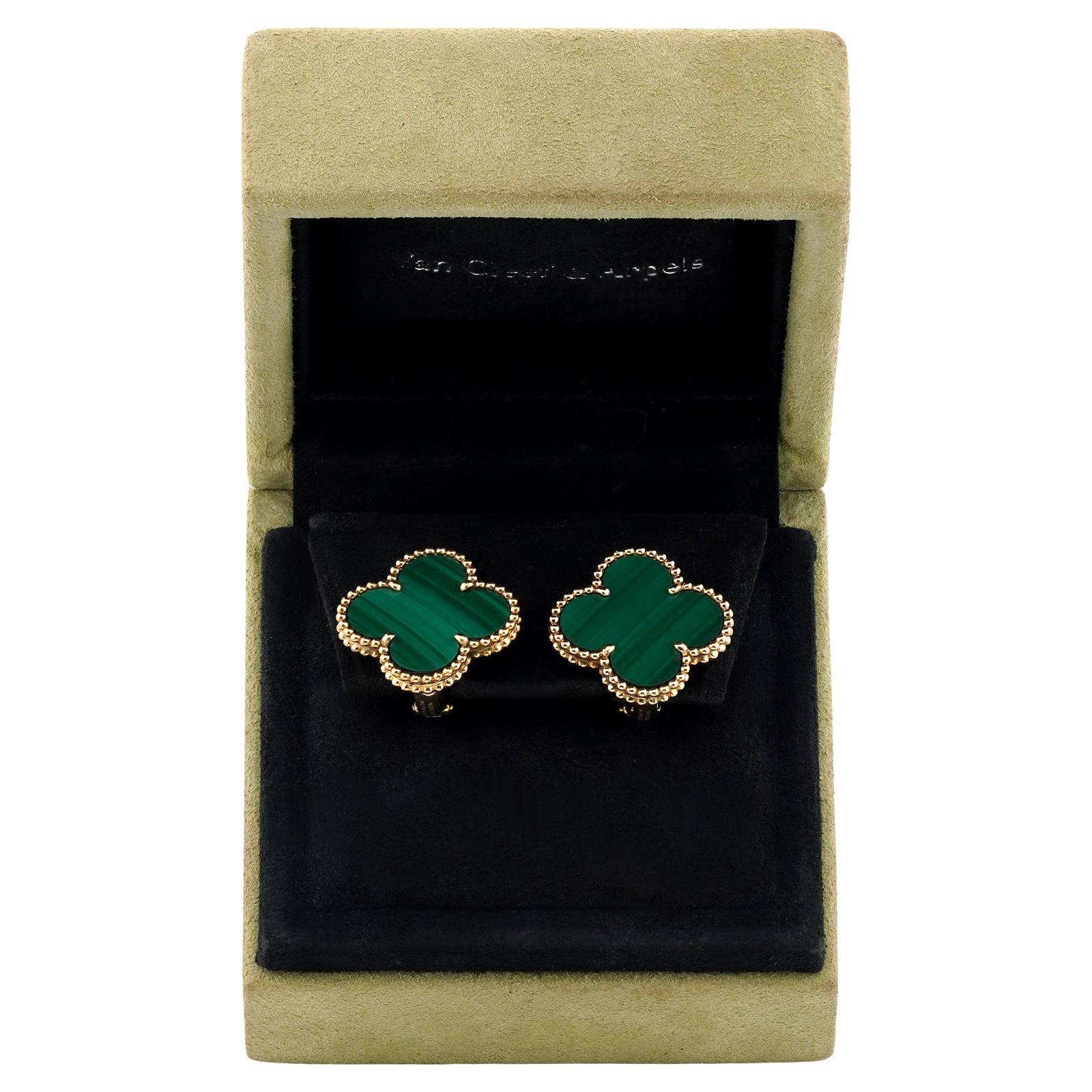 Mixed Cut VAN CLEEF & ARPELS Magic Alhambra Green Malachite Yellow Gold Earrings