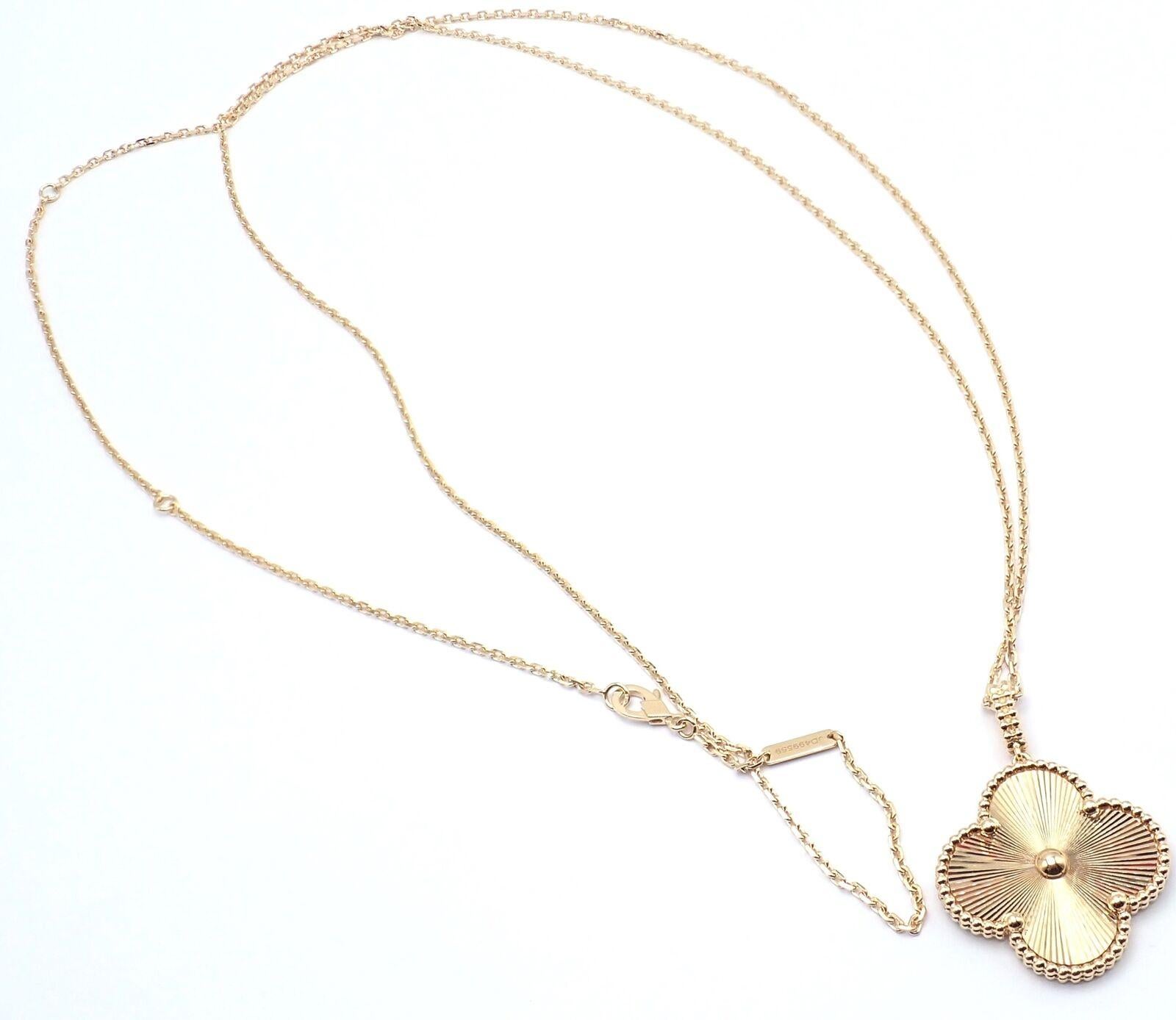 van cleef one motif necklace