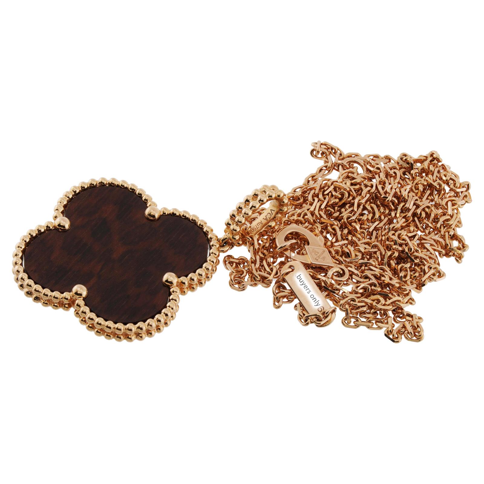 VAN CLEEF & ARPELS Magic Alhambra Letterwood Rose Gold Long Pendant Necklace For Sale 4