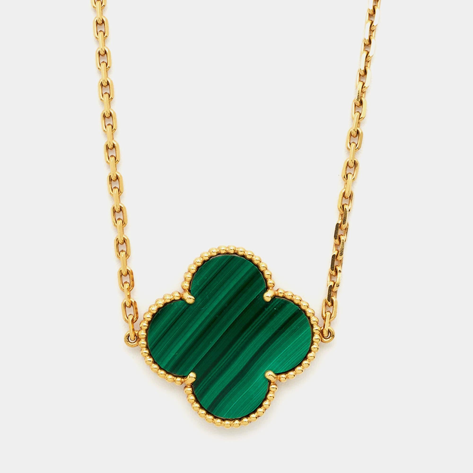 This iconic necklace reflects Van Cleef & Arpels' power to create magical pieces of jewelry. The creation is from the Magic Alhambra line, and it arrives in a harmonious gathering of 16 Alhambra motifs, each laid with malachite. The necklace is made