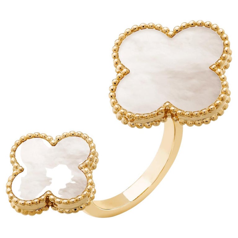 Magic Alhambra Between the Finger ring 18K yellow gold, Mother-of