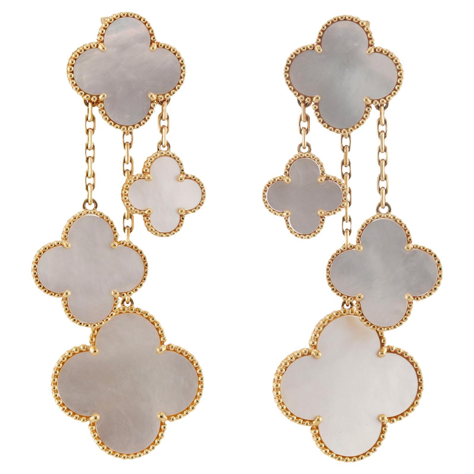 Pendientes de oro amarillo VAN CLEEF & ARPELS Magic Alhambra Nácar 4 Motivos