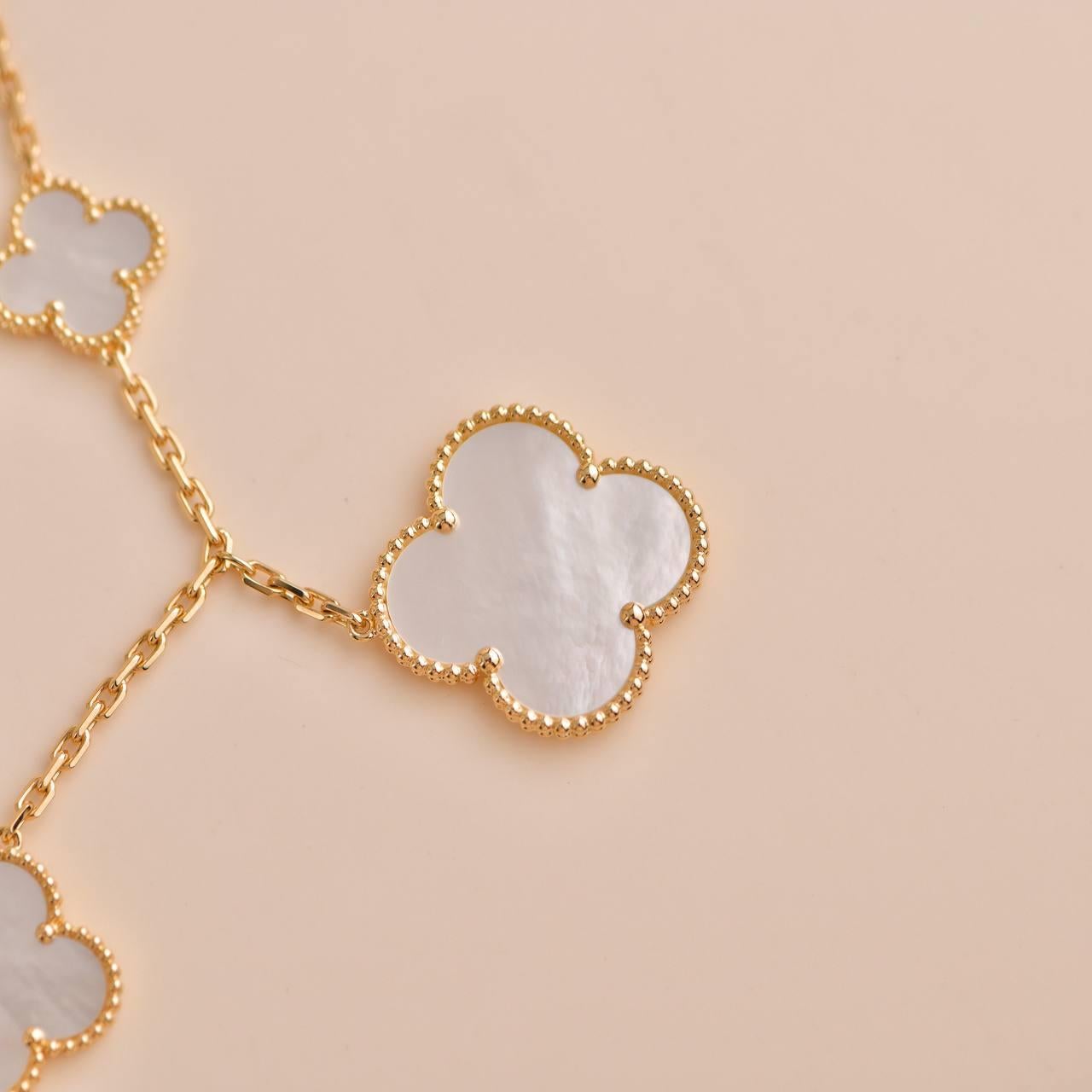 magic alhambra bracelet
