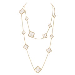 Van Cleef & Arpels Magic Alhambra Lange Perlmutt-Halskette 18K Gelbgold