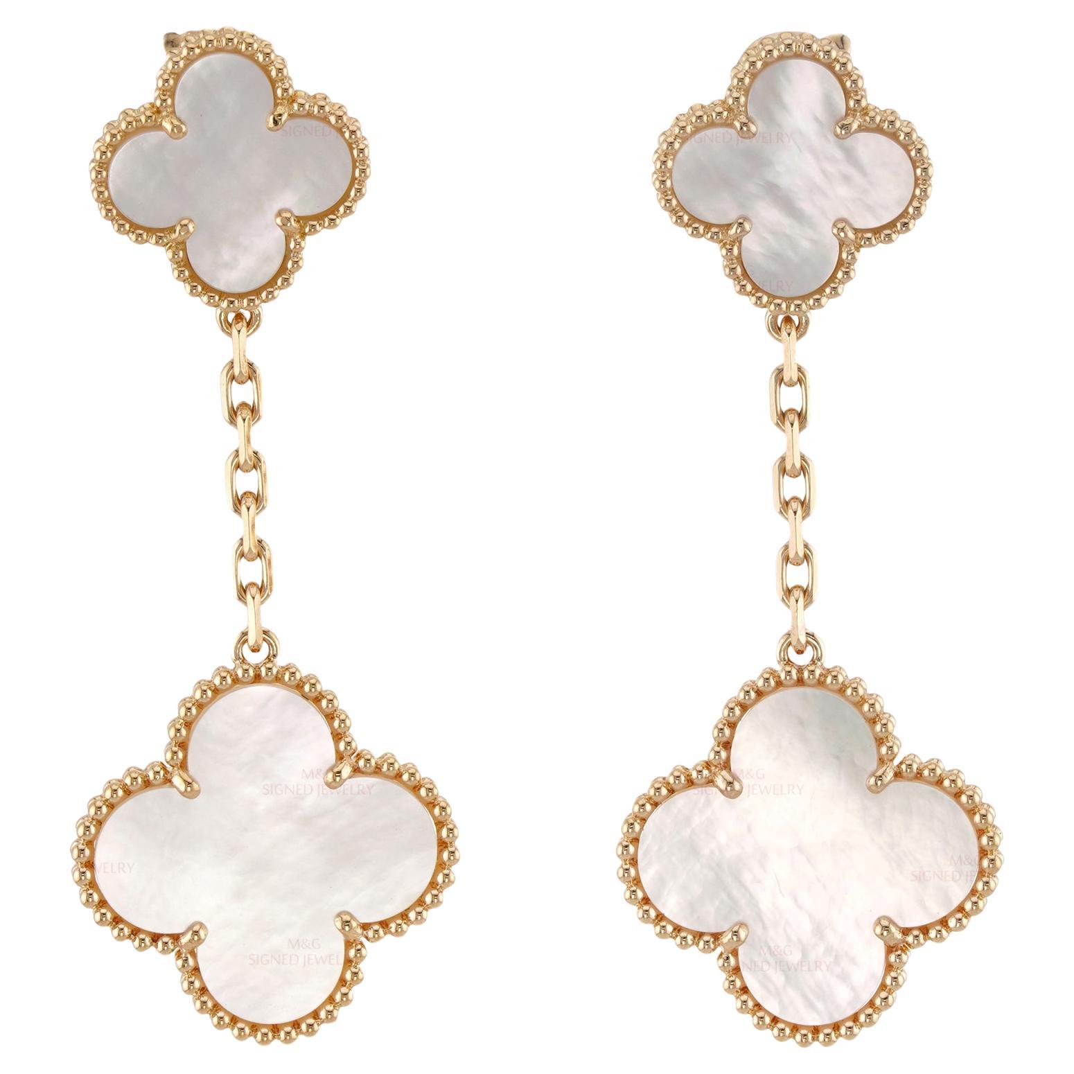 VAN CLEEF & ARPELS Magic Alhambra Perlmutt-Ohrringe aus Gelbgold mit 2 Motiven