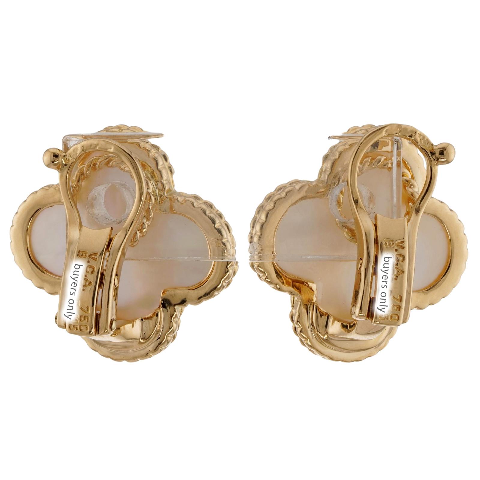 VAN CLEEF & ARPELS Magic Alhambra Perlmutt-Ohrringe aus Gelbgold 2
