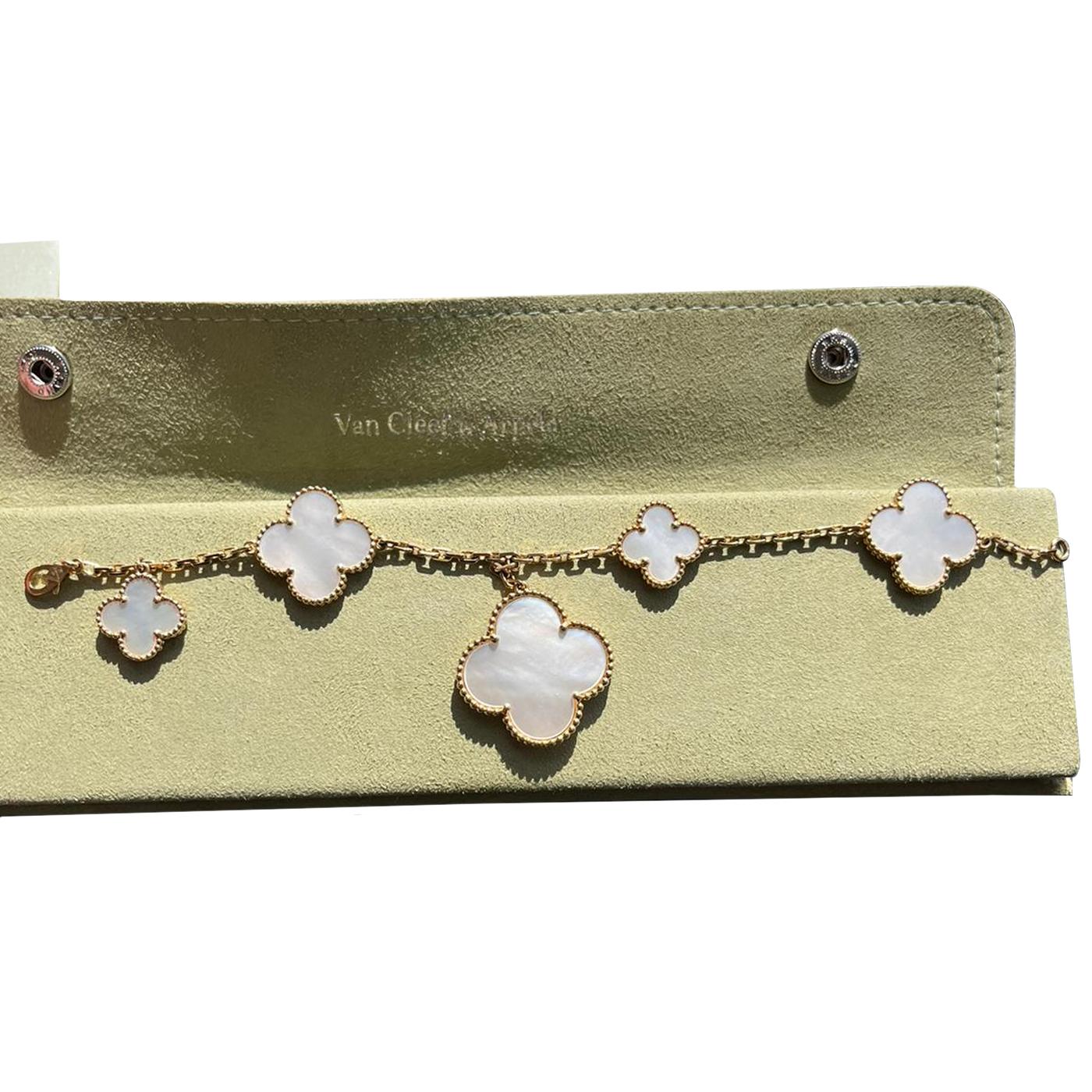 Van Cleef & Arpels Magic Alhambra Mother of Pearls 18K Yellow Gold Bracelet In Excellent Condition In Aventura, FL