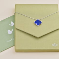 Van Cleef & Arpels Magische Alhambra Halskette Blau Sèvres Porzellan 18K Weißgold