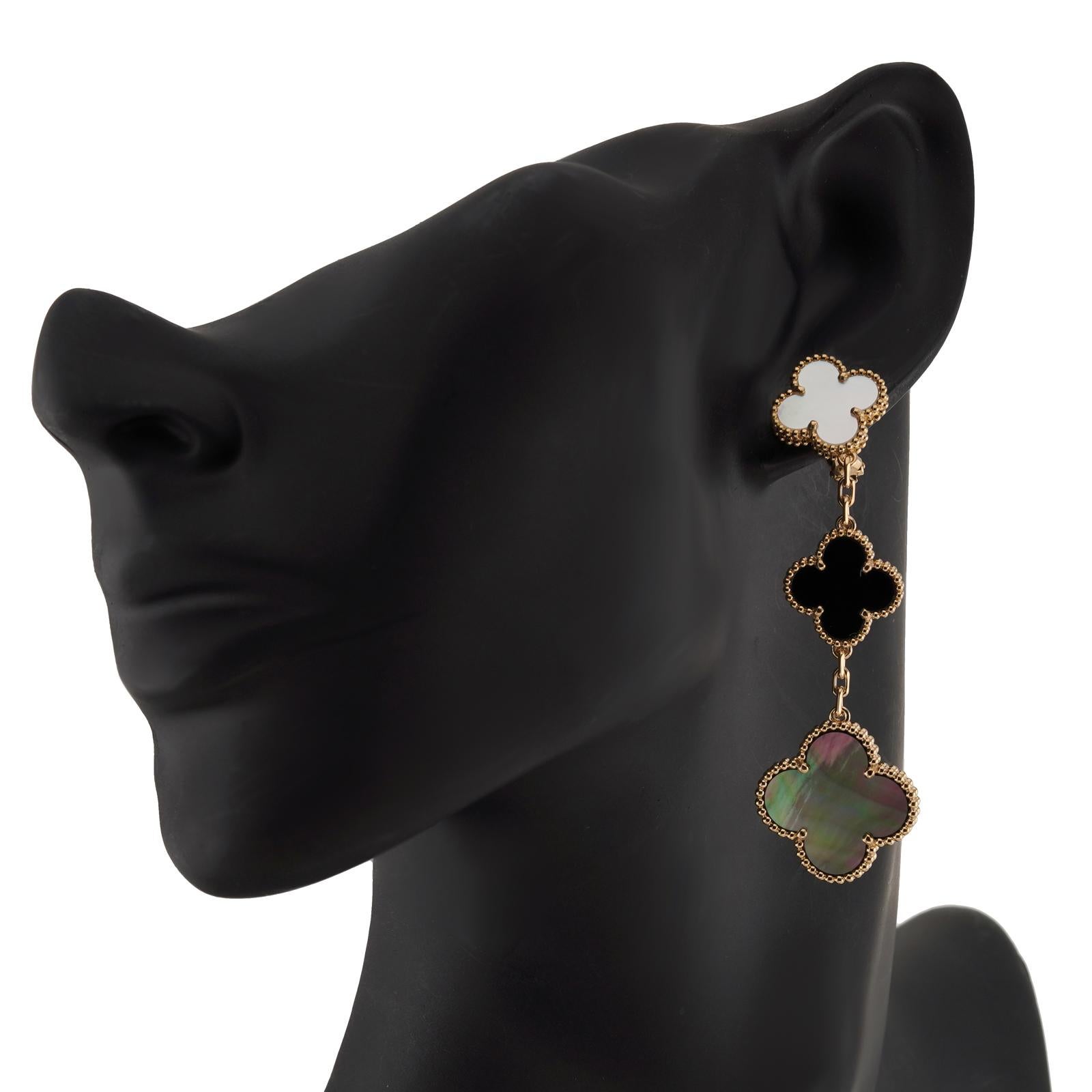 VAN CLEEF & ARPELS Magic Alhambra Onyx MOP Gelbgold 3-Motive-Ohrringe im Zustand „Hervorragend“ in New York, NY