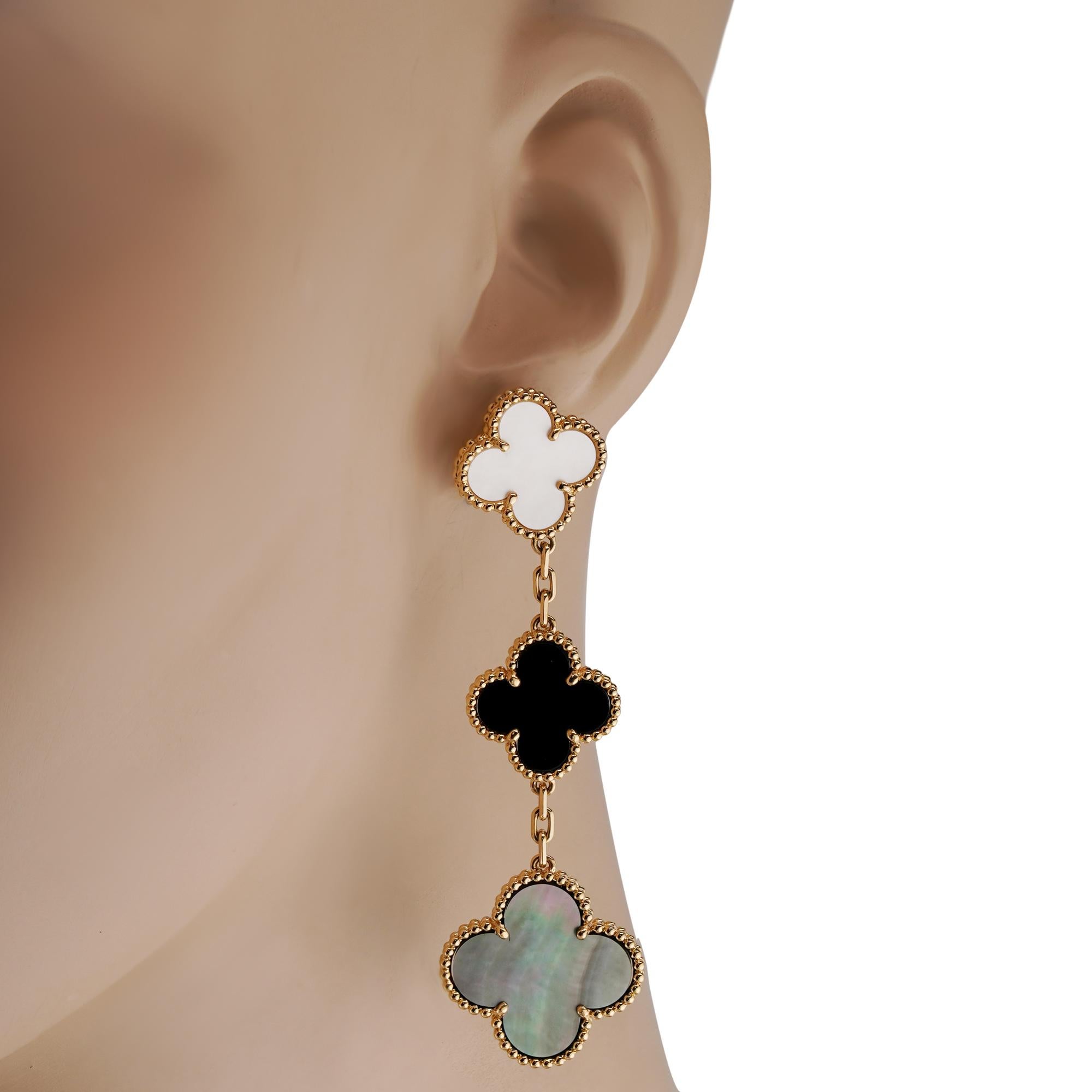 VAN CLEEF & ARPELS Orecchini a 3 motivi in oro giallo Magic Alhambra Onice MOP In condizioni ottime in vendita a New York, NY