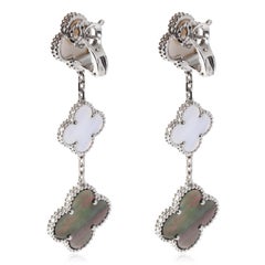 Pendientes Van Cleef & Arpels Magic Alhambra de nácar blanco y negro