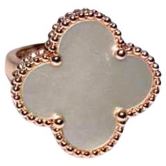 Van Cleef 
Arpels Magic Alhambra White Mother of Pearl 18K Rose Gold Full Ring