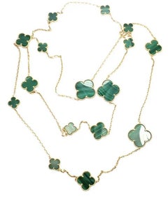 Van Cleef & Arpels Halskette „Magic Alhambra“ aus Gelbgold mit 16 Malachit-Motiven