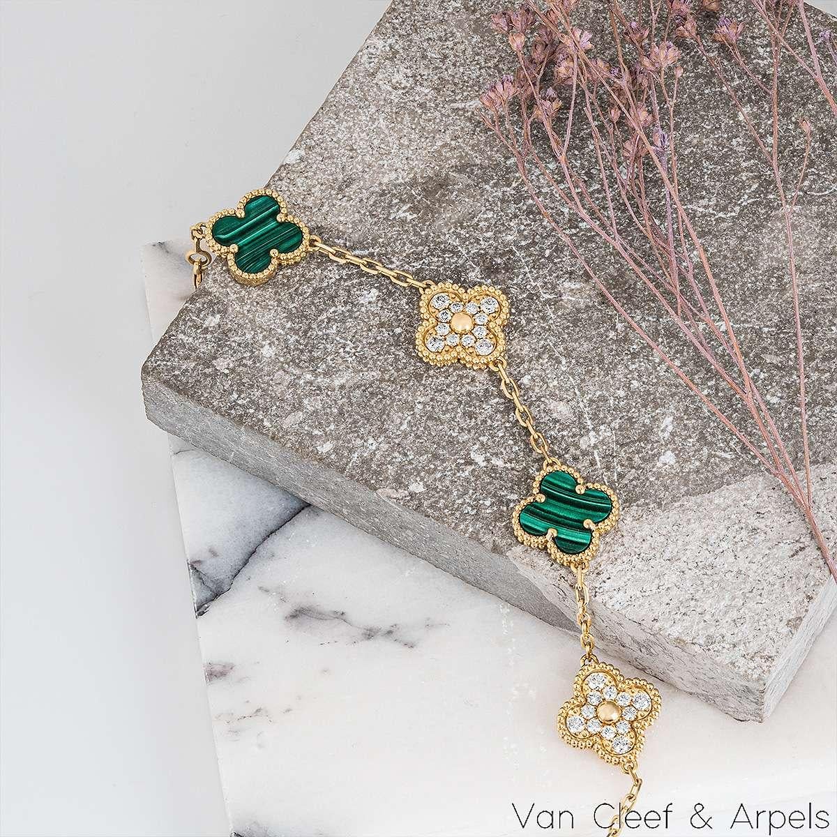 Van Cleef & Arpels Malachite & Diamond Vintage Alhambra 5 Motif Bracelet VCARO7G For Sale 1