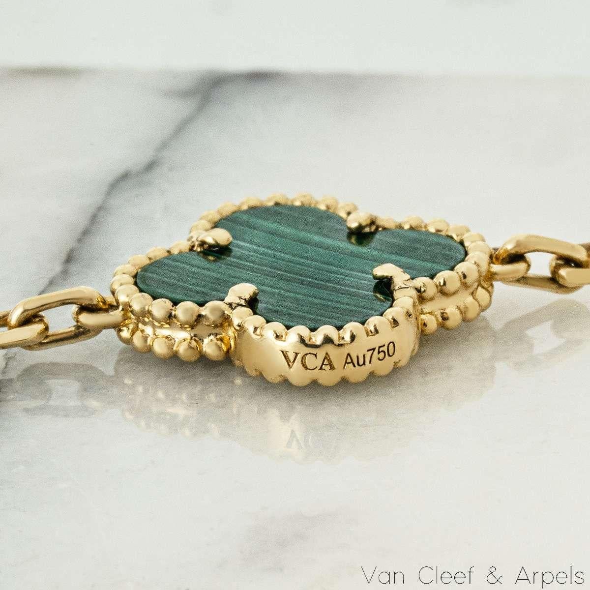 Van Cleef & Arpels Malachite & Diamond Vintage Alhambra 5 Motif Bracelet VCARO7G For Sale 2