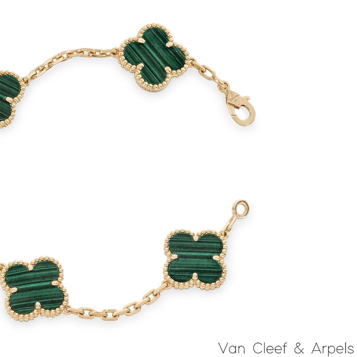 Van Cleef & Arpels Bracelet vintage Alhambra à 5 motifs en malachite VCARL80900 Excellent état - En vente à London, GB