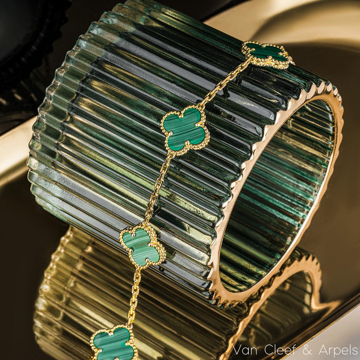 Van Cleef & Arpels Bracelet vintage Alhambra à 5 motifs en malachite VCARL80900 en vente 2