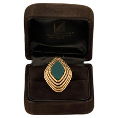 VAN CLEEF & ARPELS Marquis Green Chalcedony Yellow Gold Ring