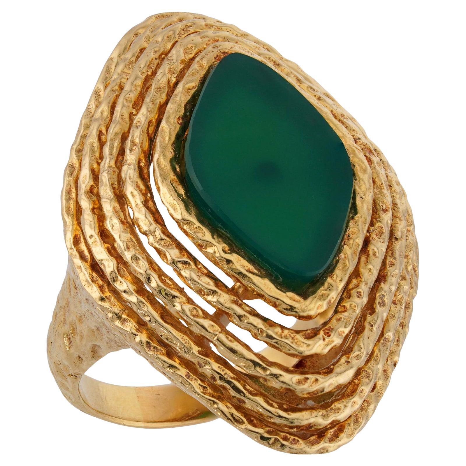 VAN CLEEF & ARPELS Marquis Gelbgoldring aus grünem Chalcedon mit grünem Chalcedon
