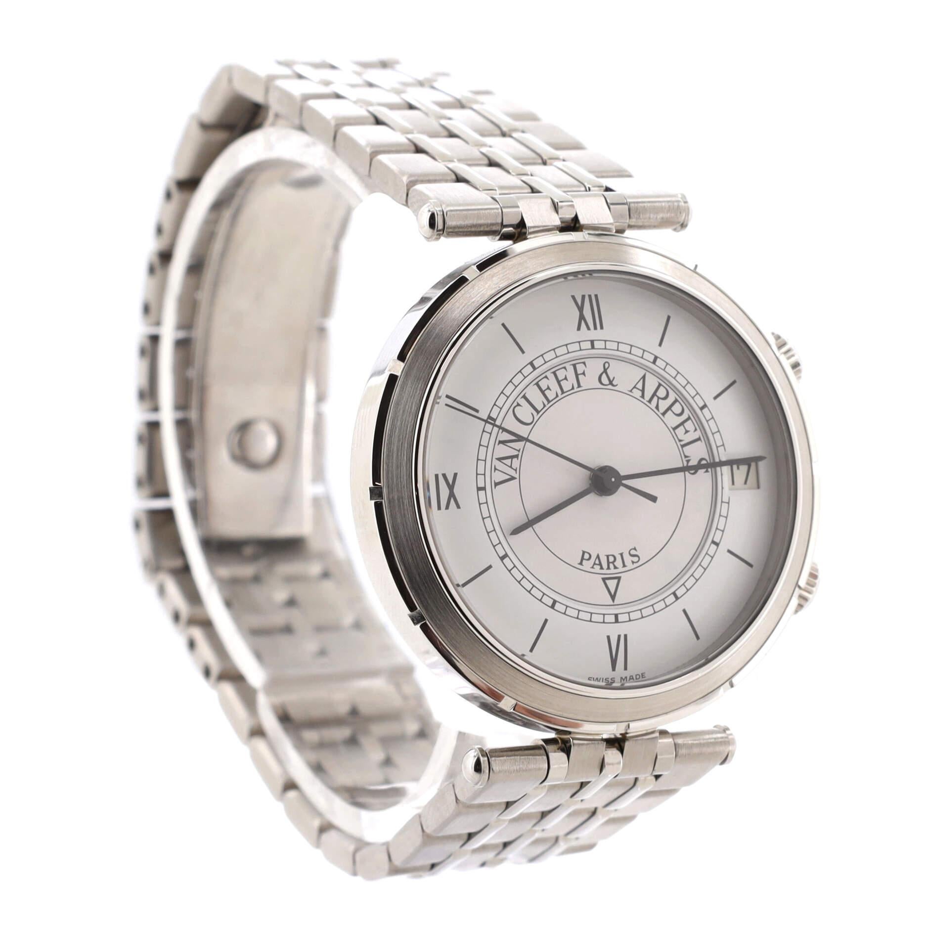 Condition: Very good. Moderate scratches and wear throughout. Wear and scratches on case and bracelet.
Accessories: No Accessories
Measurements: Case Size/Width: 36mm, Watch Height: 10mm, Band Width: 19mm, Wrist circumference: 6.0