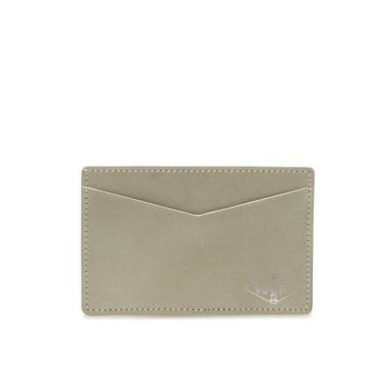 Van Cleef & Arpels Metallic Sage Green Leather Card Holder

- Single card holder in signature pastel green with metallic finish
- Tonal stitching
- Silver-tone logo applique to the corner

Materials:
Leather

PLEASE NOTE, THESE ITEMS ARE PRE-OWNED