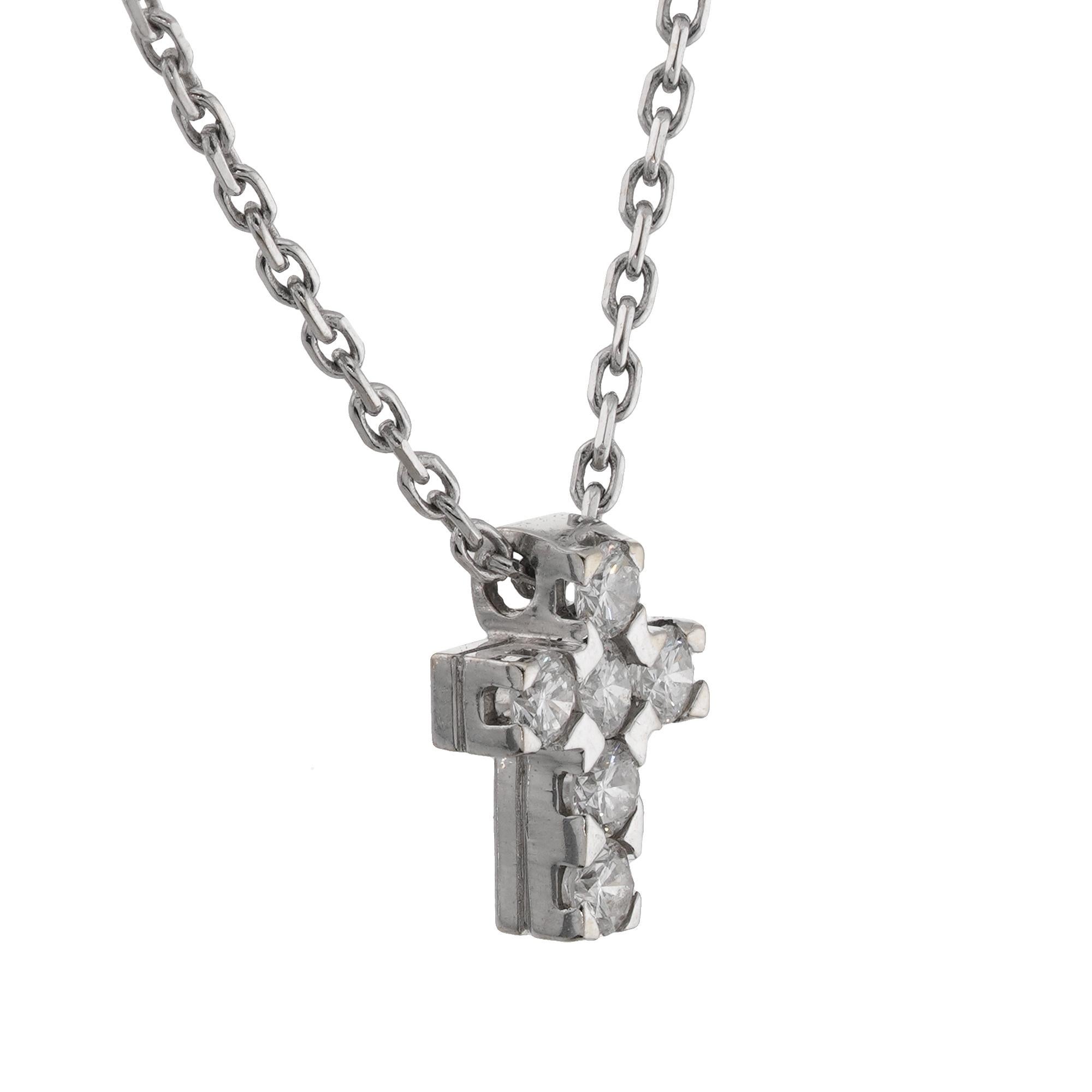 Van Cleef & Arpels Mini pendentif croix diamantée en or blanc 18k en vente 1