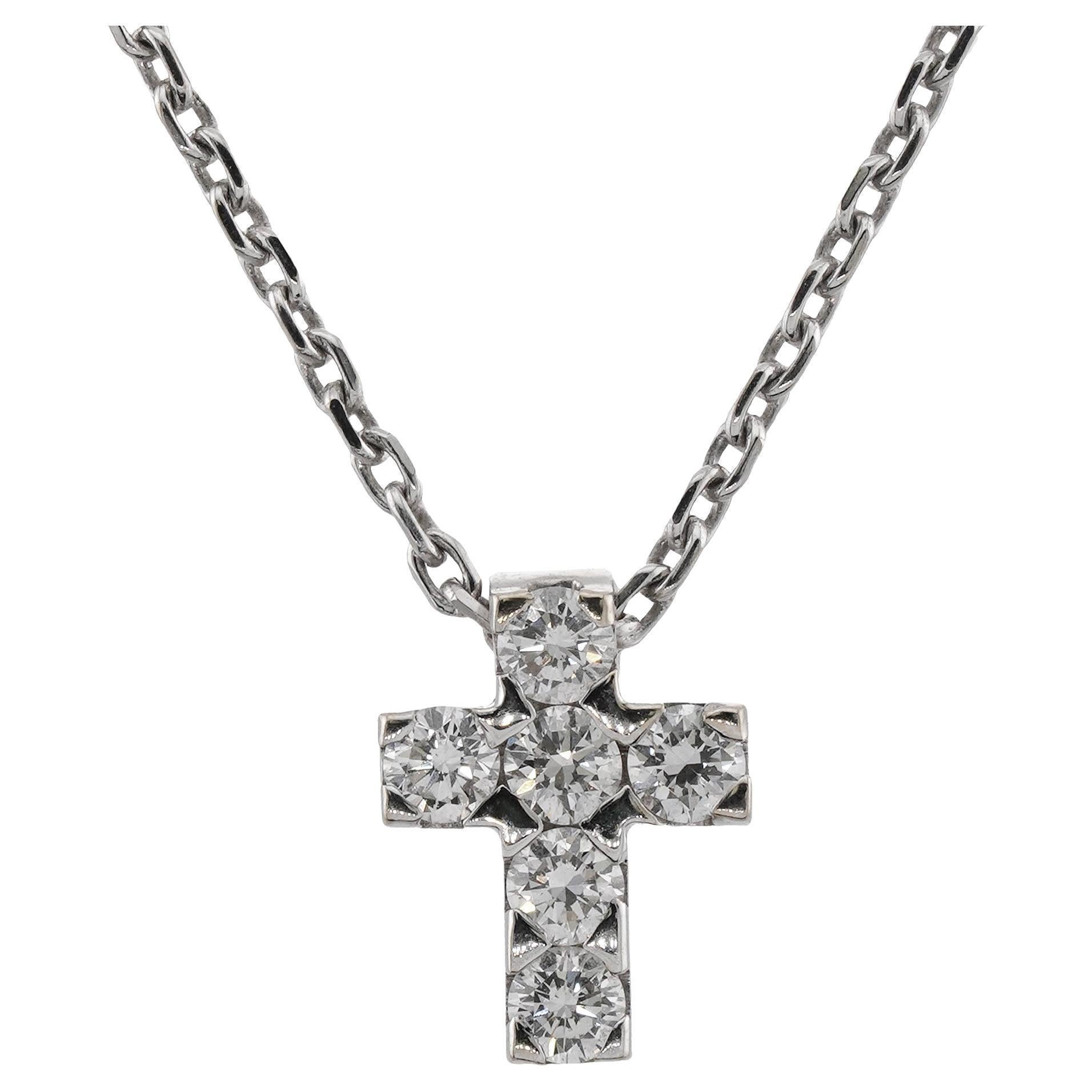 Van Cleef 
Arpels Mini pendentif croix diamantée en or blanc 18k en vente