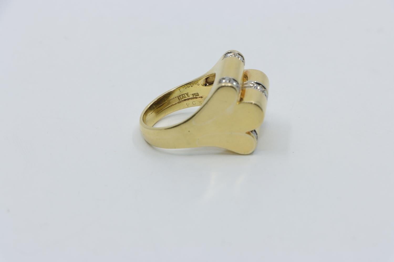 Van Cleef & Arpels Modernist Vintage 18K Gold Diamond Ring For Sale 7