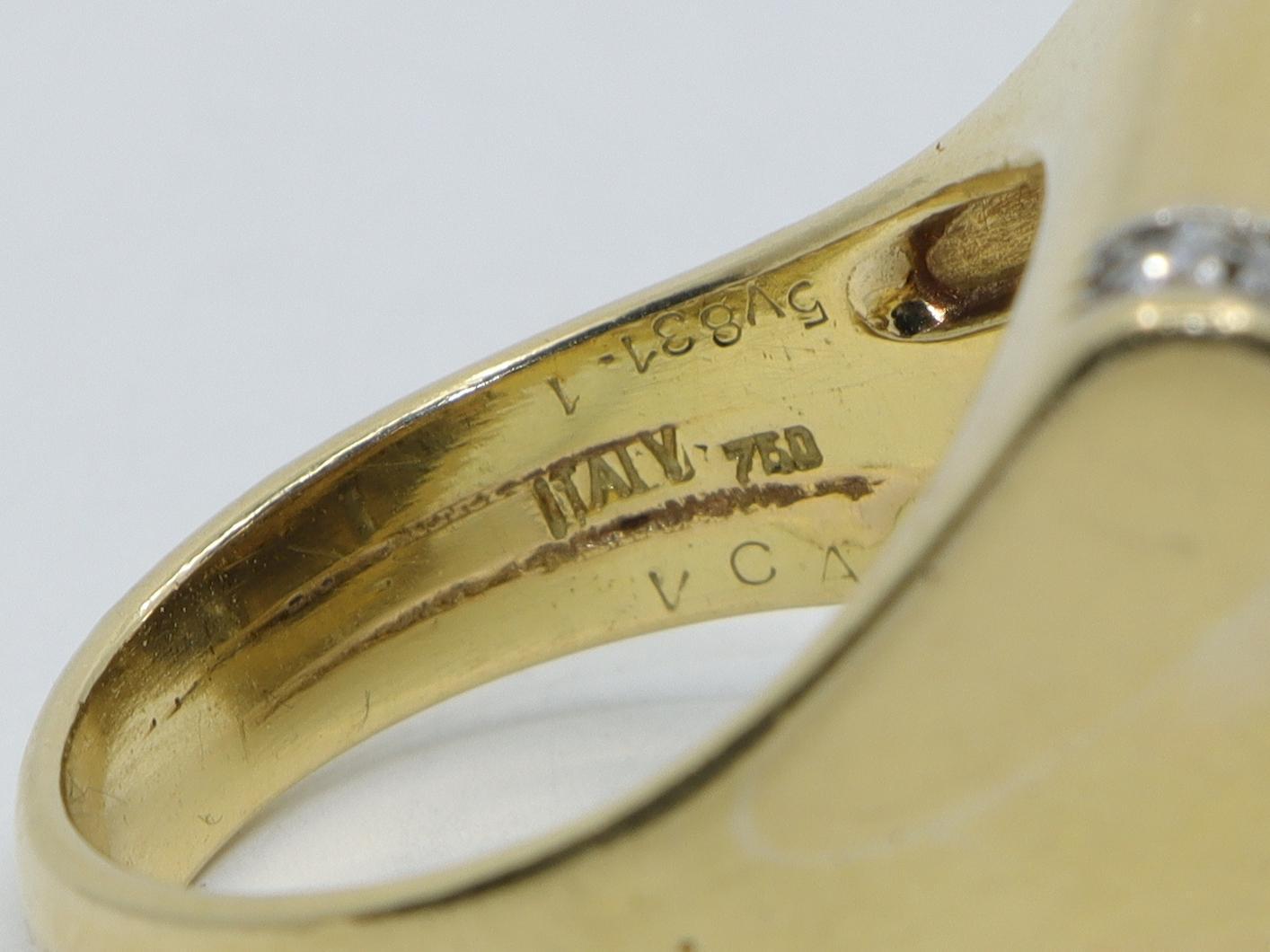 Van Cleef & Arpels Modernist Vintage 18K Gold Diamond Ring For Sale 8