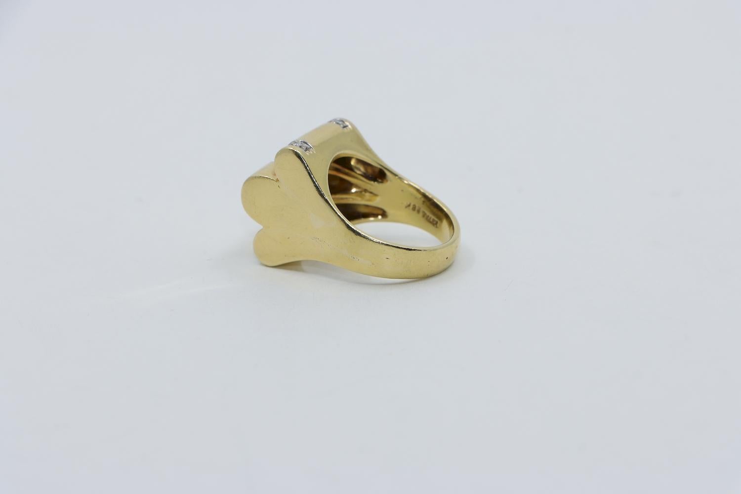 Van Cleef & Arpels Modernist Vintage 18K Gold Diamond Ring For Sale 2