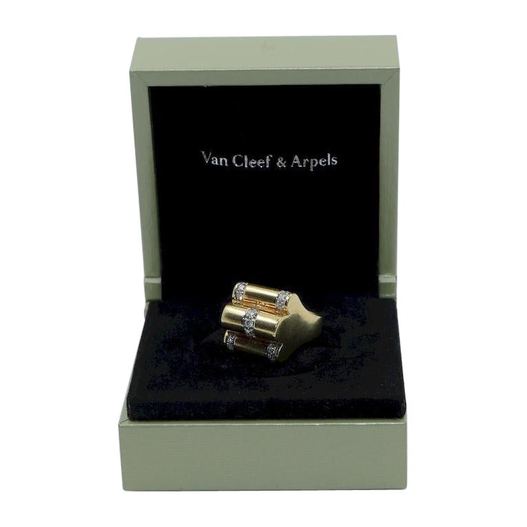 Van Cleef & Arpels Modernistischer Vintage-Diamantring aus 18 Karat Gold mit Diamanten