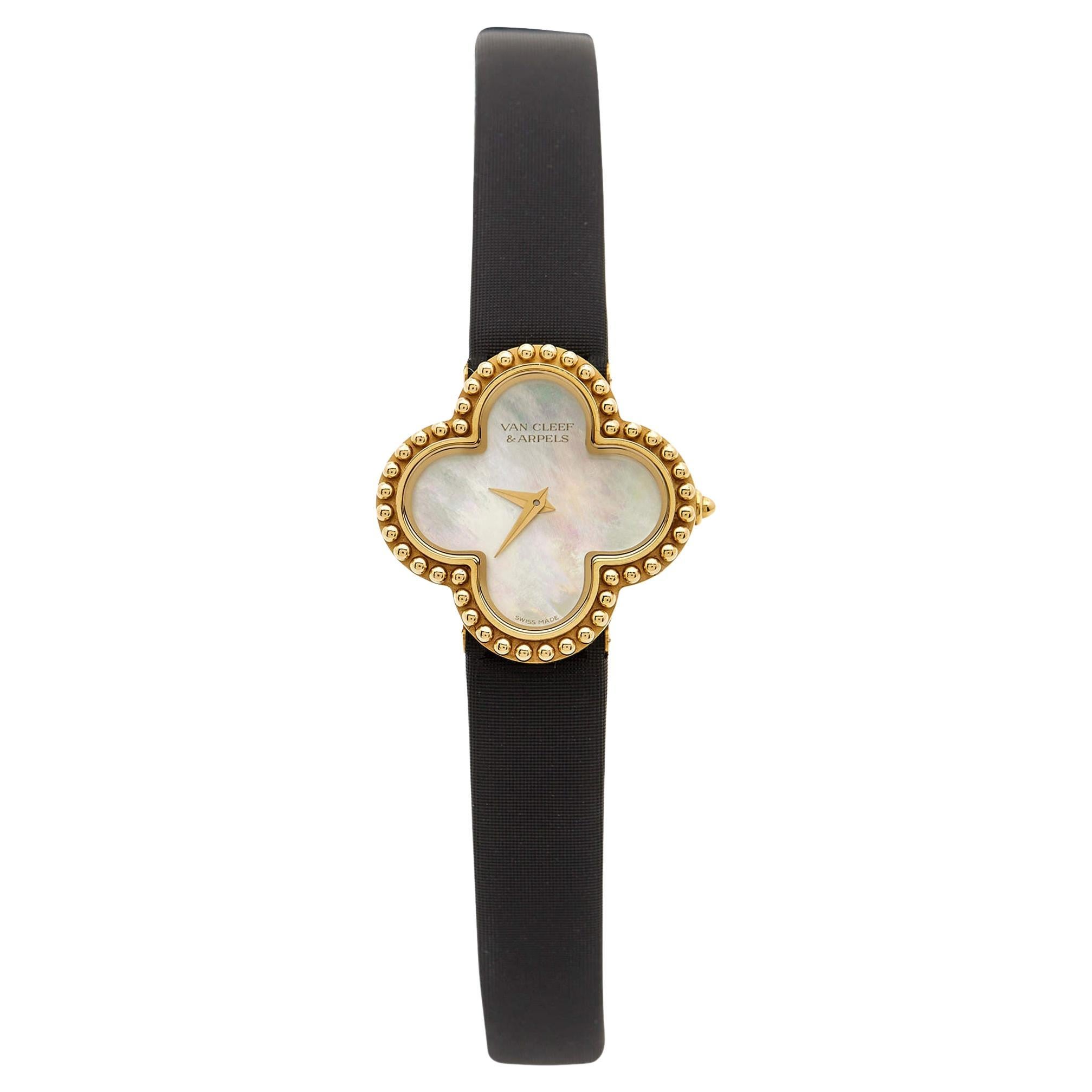 Van Cleef & Arpels Mother Of Pearl 1 VCARD22000 Women's Wristwatch 26 mm