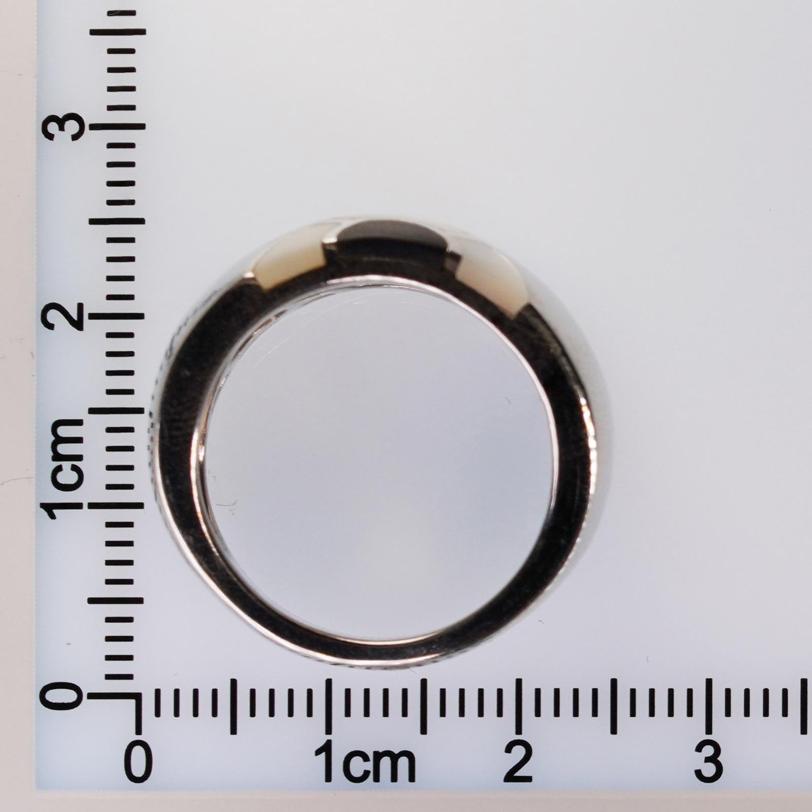 VAN CLEEF & ARPELS Mother-of-Pearl 18k White Gold Band Ring For Sale 2