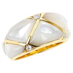 Van Cleef & Arpels Mother of Pearl and Diamond Quilted Ring, 18k