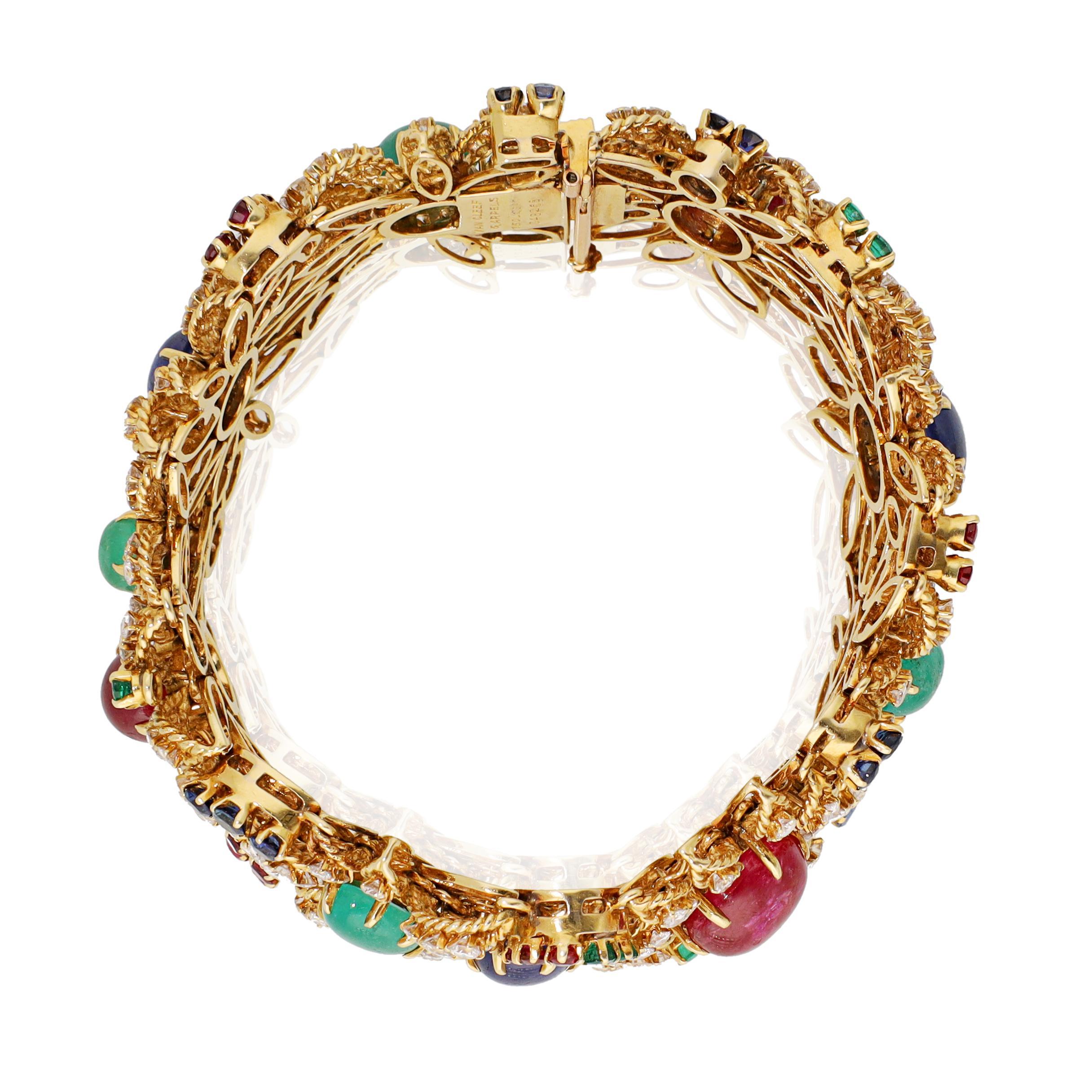 VAN CLEEF & ARPELS Pulsera Motivo Floral Multi-Gemas y Diamantes Cabujón en venta
