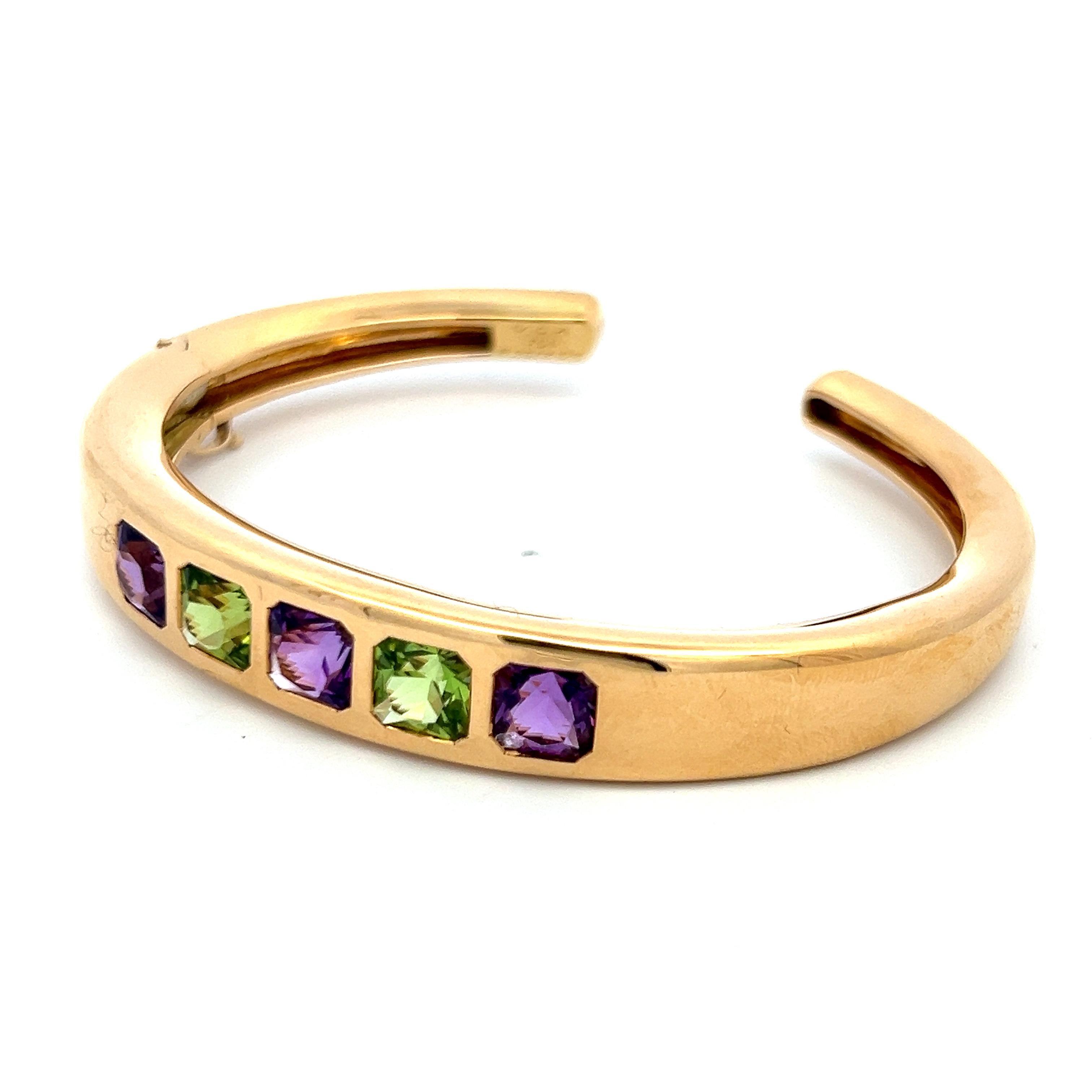 Bracelet manchette en or jaune 18K serti de multiples pierres précieuses taille coussin en vente 7