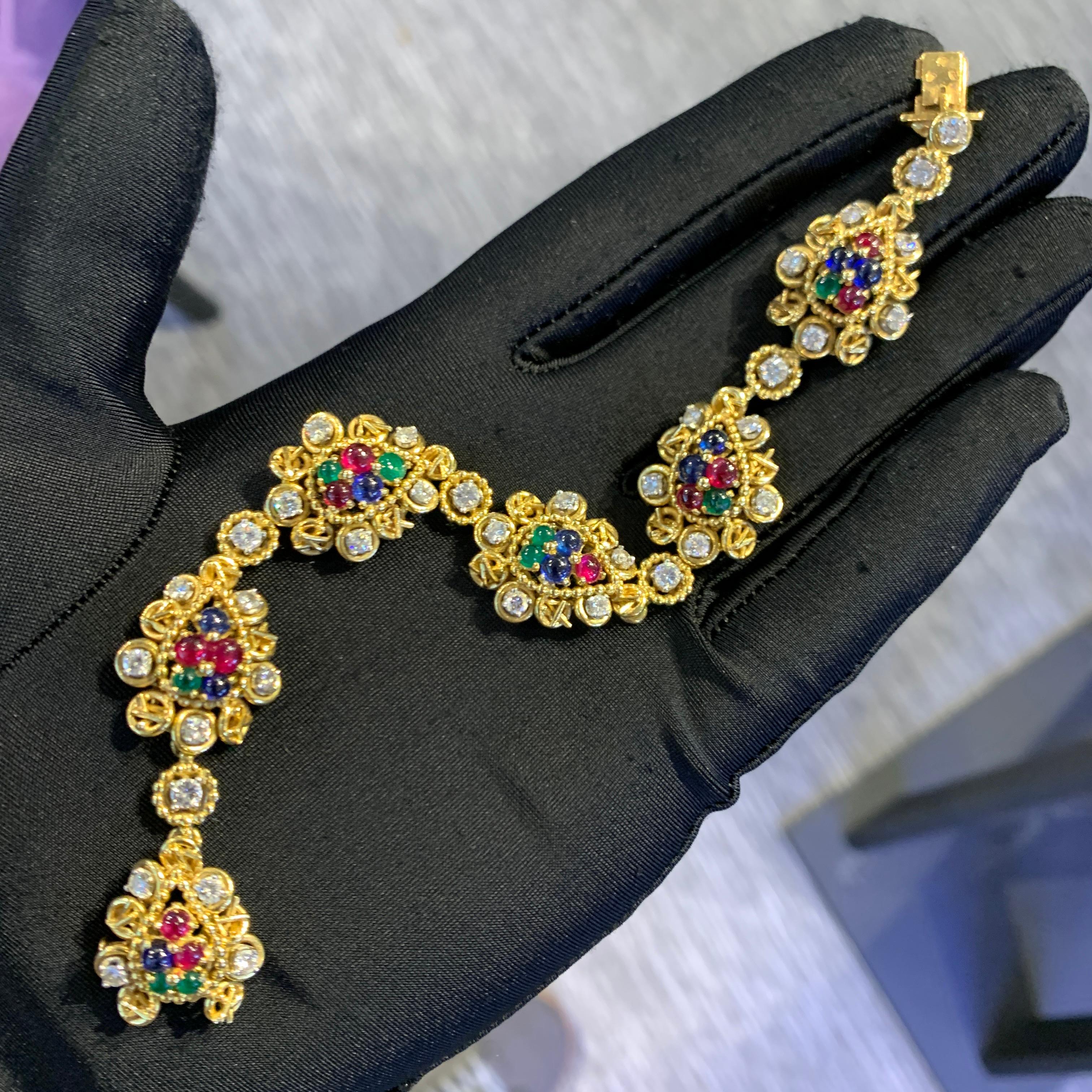 Van Cleef & Arpels - Collier à pendentifs multi-gemmes en vente 2