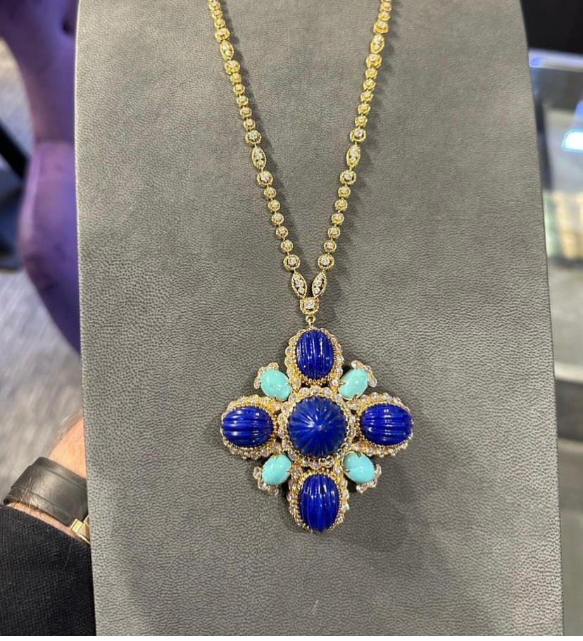 Van Cleef & Arpels, collier sautoir à pendentif multi-gemmes en vente 1