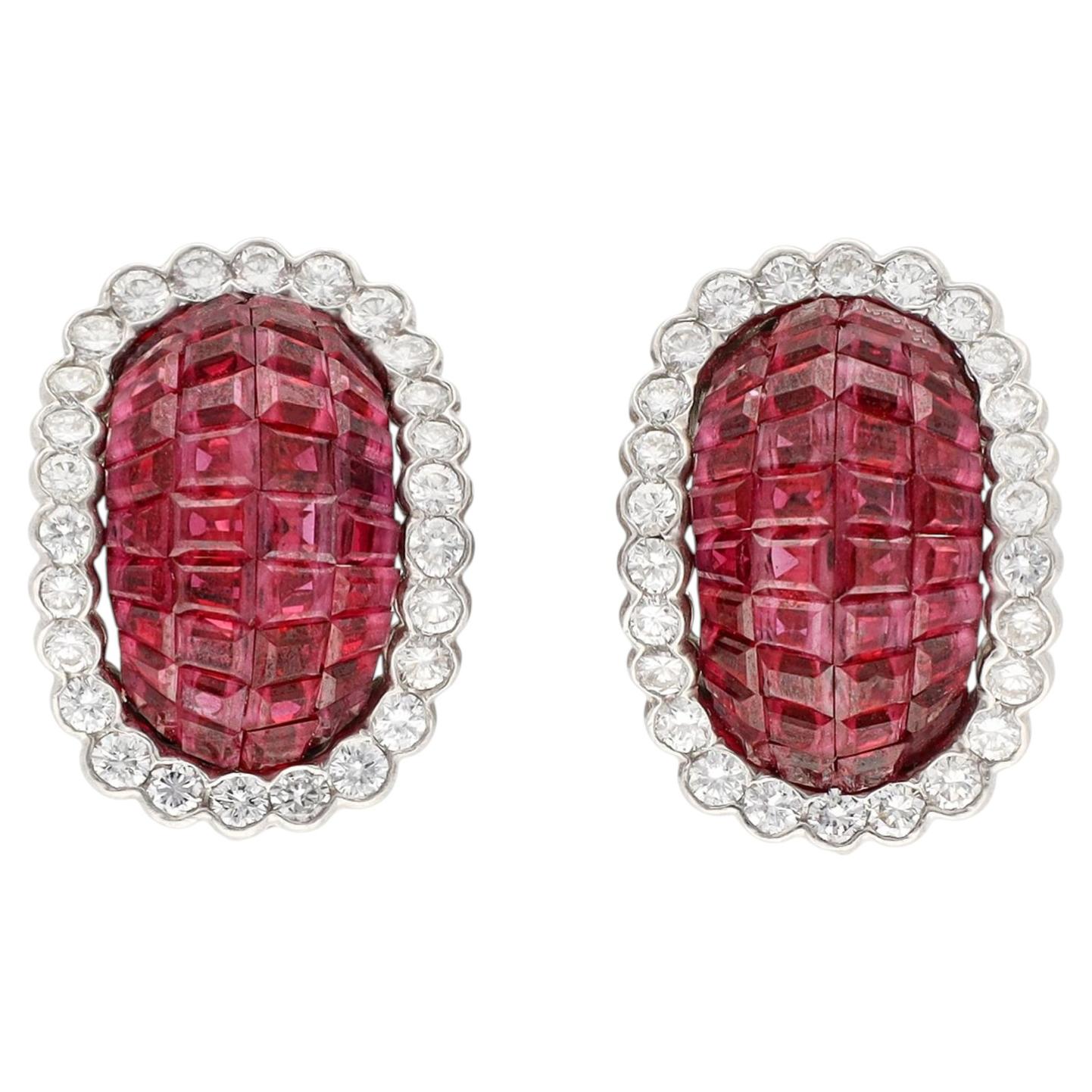VAN CLEEF & ARPELS Mystery-Set Rubin- und Diamantbomben-Ohrringe im Angebot