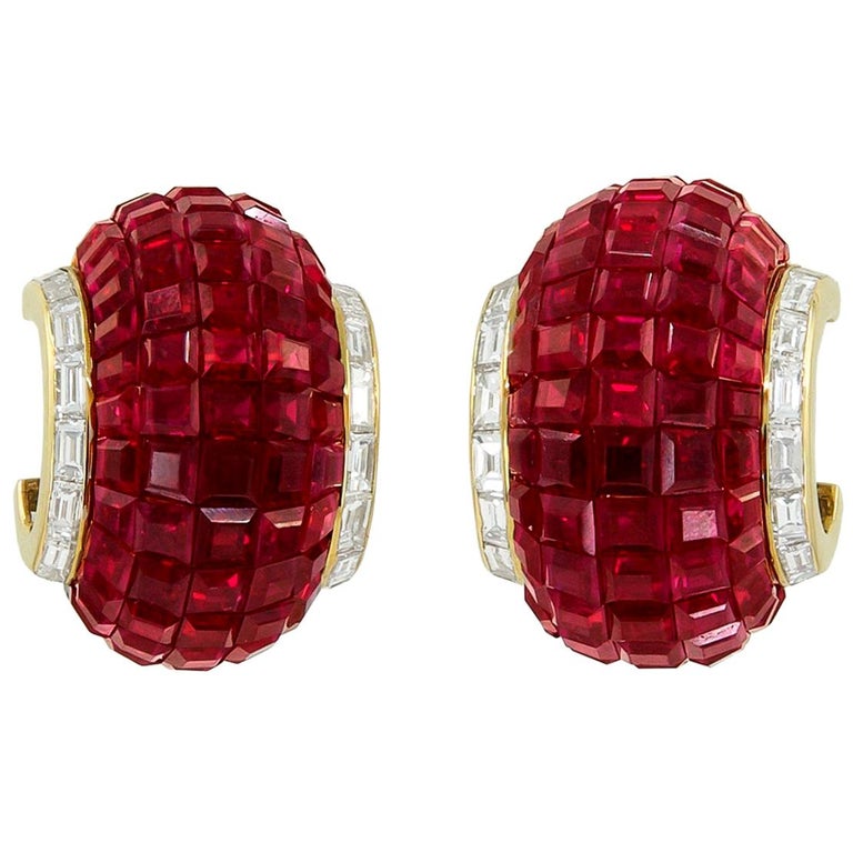 Van Cleef Arpels Mystery Set™ Ruby Half Hoop Earrings Gold