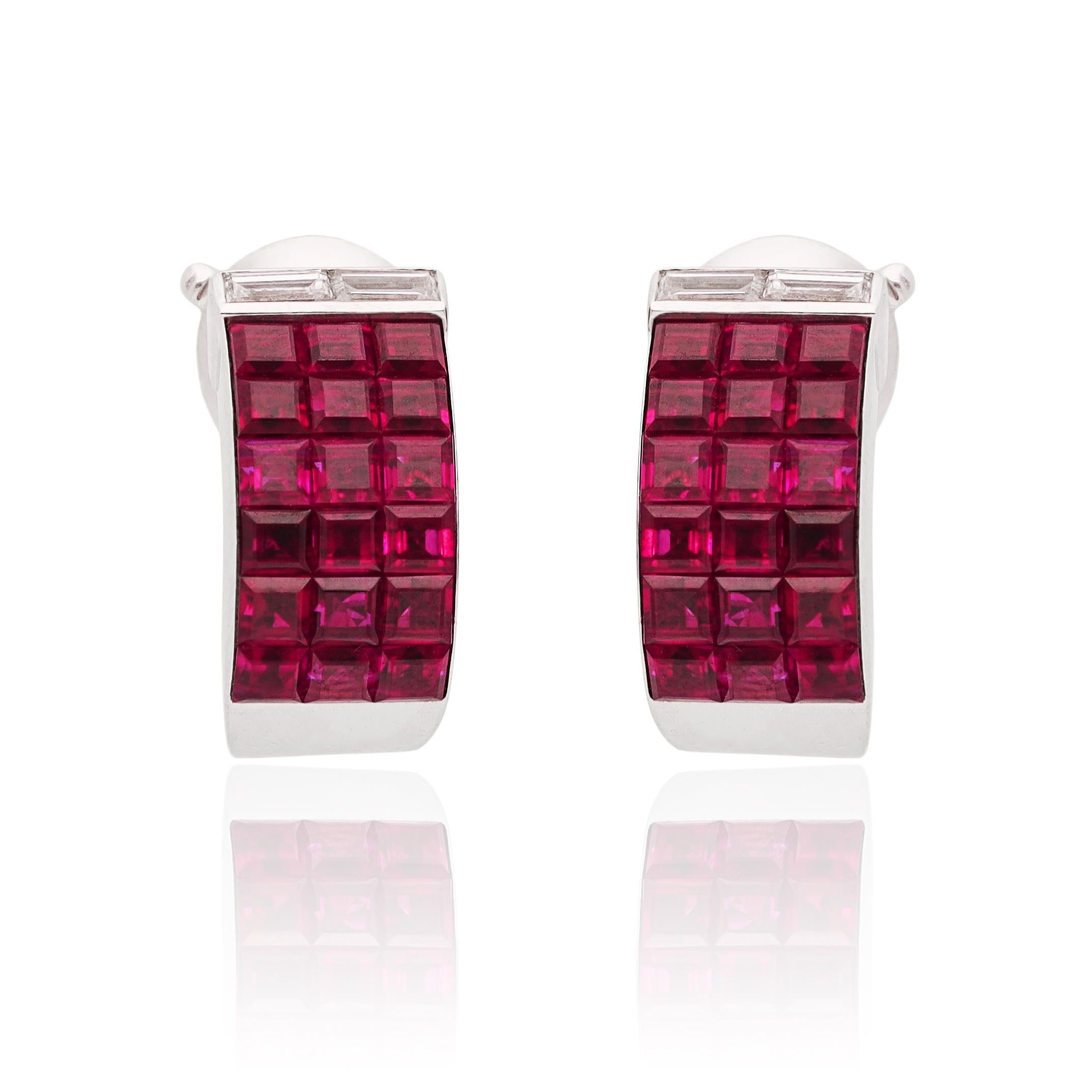 VAN CLEEF & ARPELS 'Mystery-Set Ruby Pont Neuf Huggie Earrings In Excellent Condition For Sale In New York, NY
