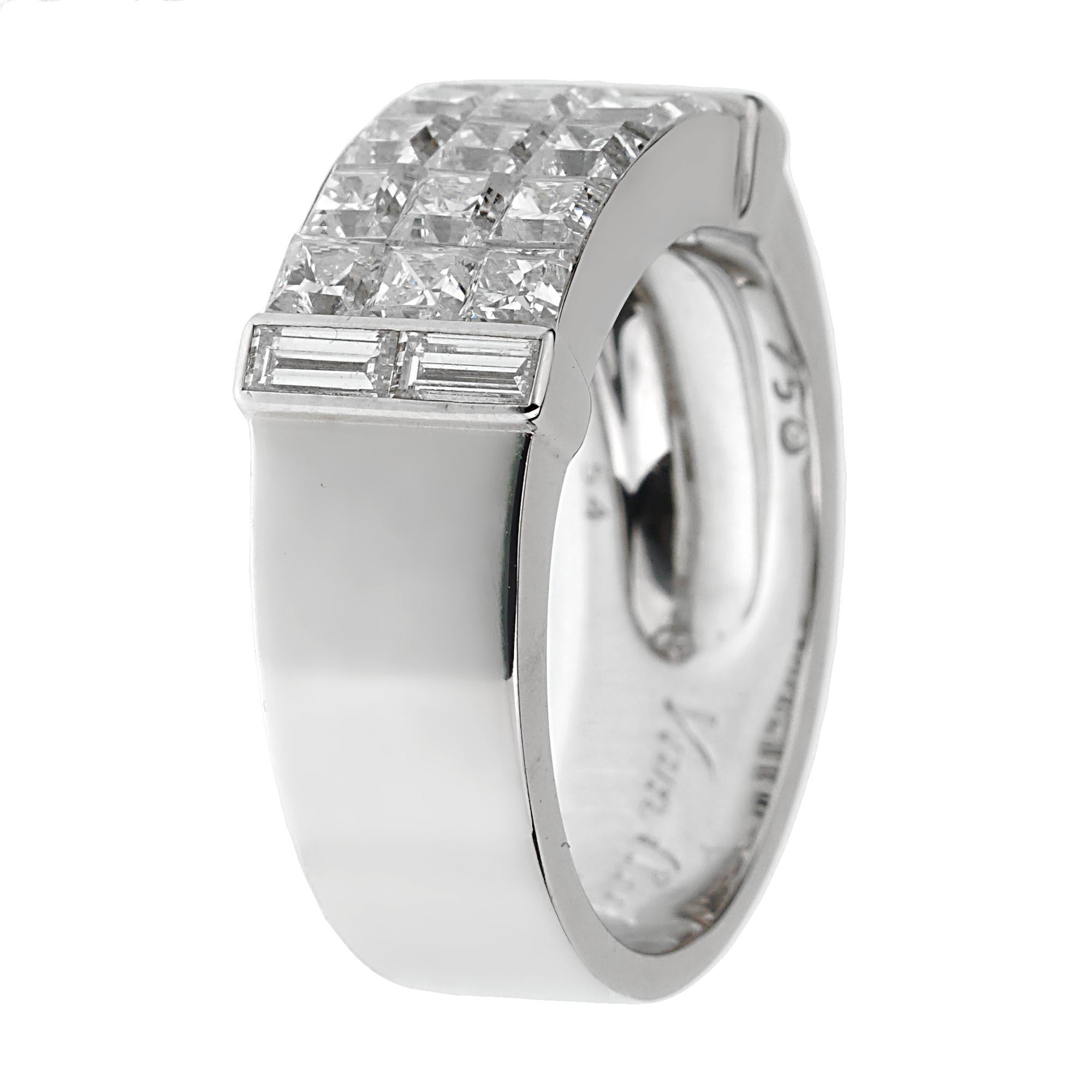 Mixed Cut Van Cleef & Arpels Mystery Setting White Gold Cocktail Ring For Sale