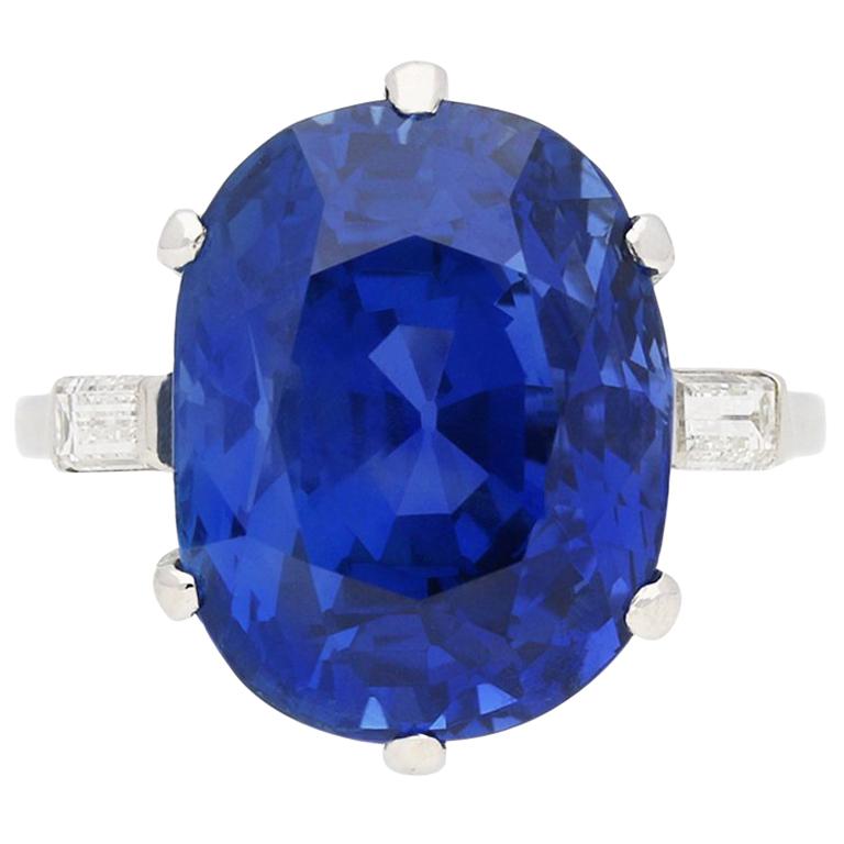Van Cleef & Arpels 13.36 Carat Burmese Sapphire Ring, circa 1930 For Sale